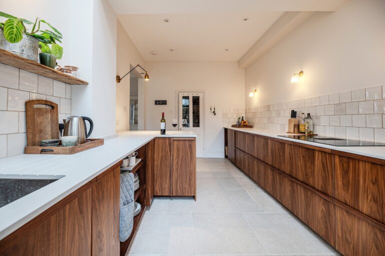 kingswood39