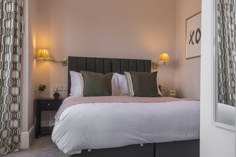 Bedroom-2-7000