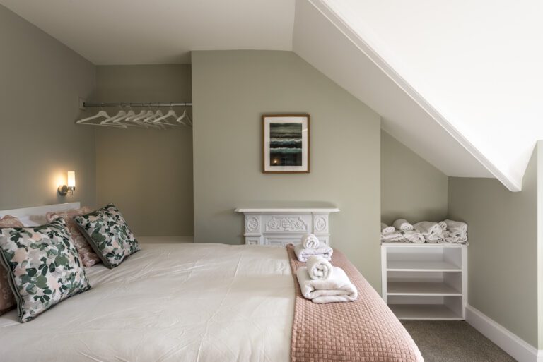 Bedroom-3-7039-1