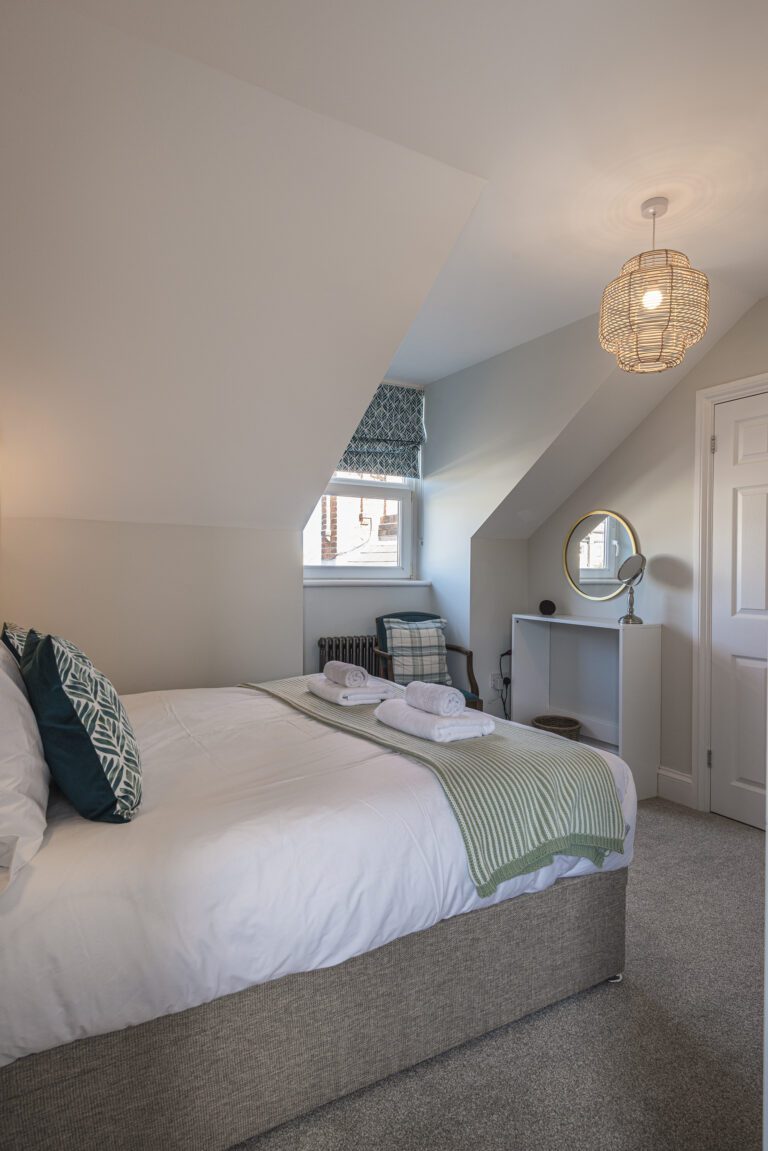 Bedroom-4-7075